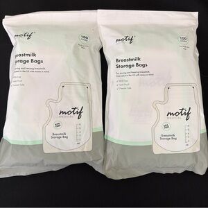 Motif Breastmilk Storage Bags (200 bags in total)